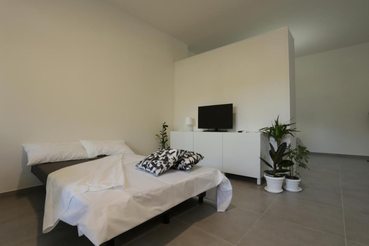 Novella Del Mar Prima Fila Dal Mare Villa Гротамаре Екстериор снимка