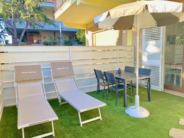 Novella Del Mar Prima Fila Dal Mare Villa Гротамаре Екстериор снимка